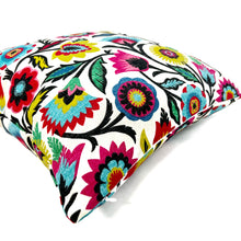 Load image into Gallery viewer, Fiesta outdoor pillow cover
