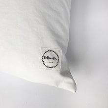 Load image into Gallery viewer, Tribal pillow cover
